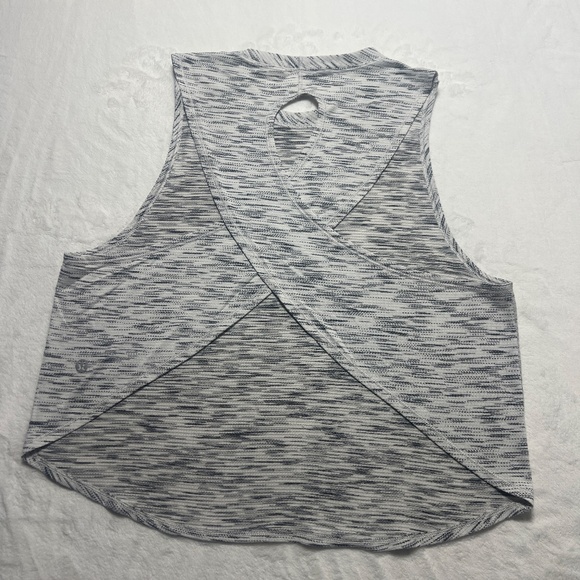 Lululemon tank top - Picture 2 of 5